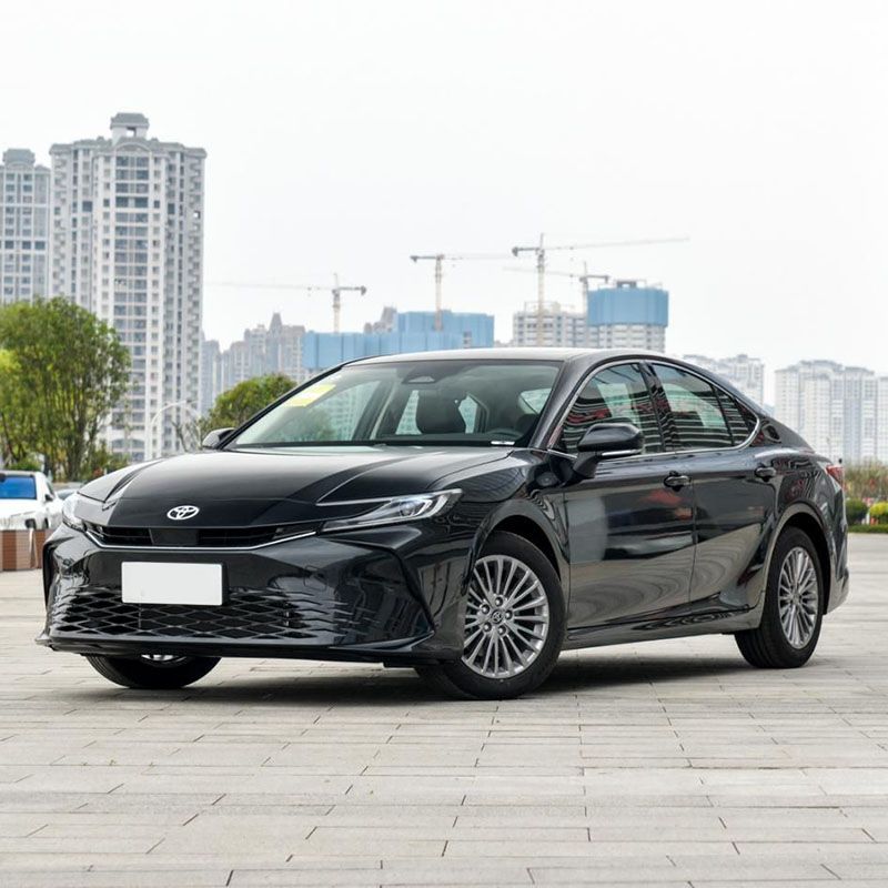 Бензин седан Toyota Camry